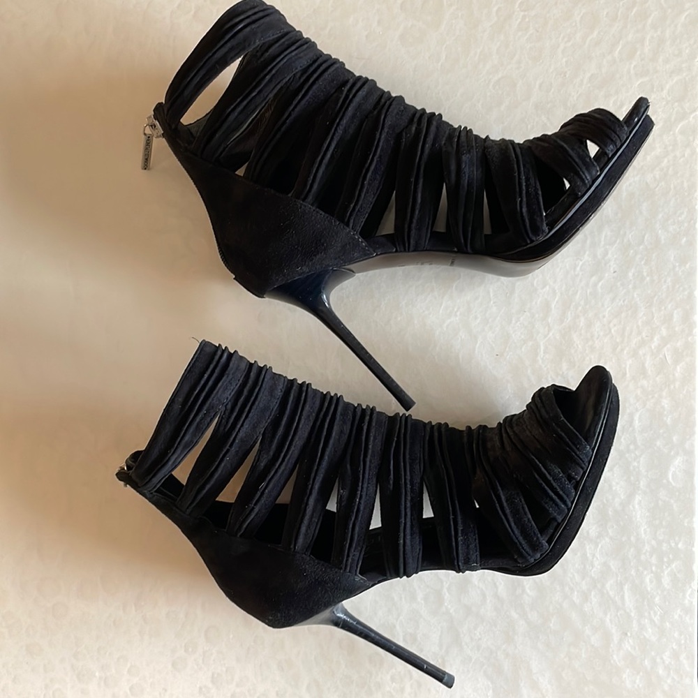 Donald Pilsner black gladiator heels